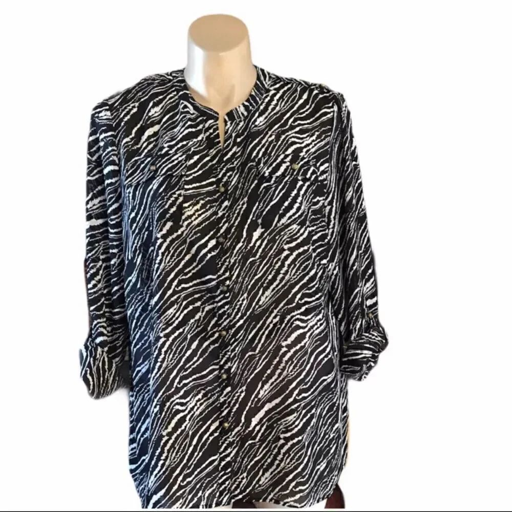 Sag Harbor Sheer 1X Black & White Top